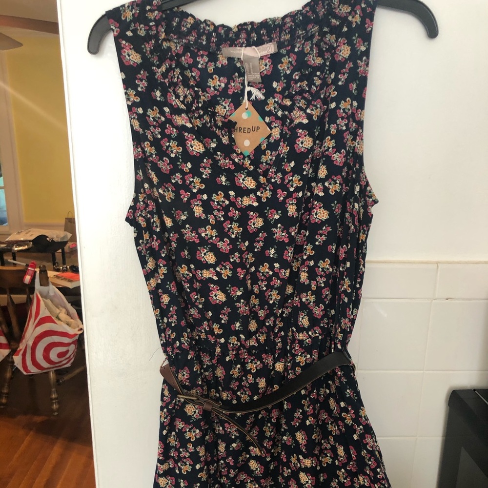 Sleeveless dress